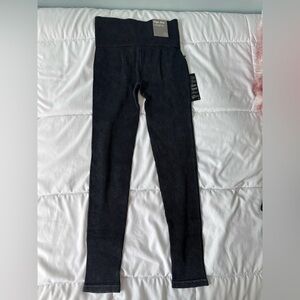 NWT!! Forever21 / size S / high rise leggings black